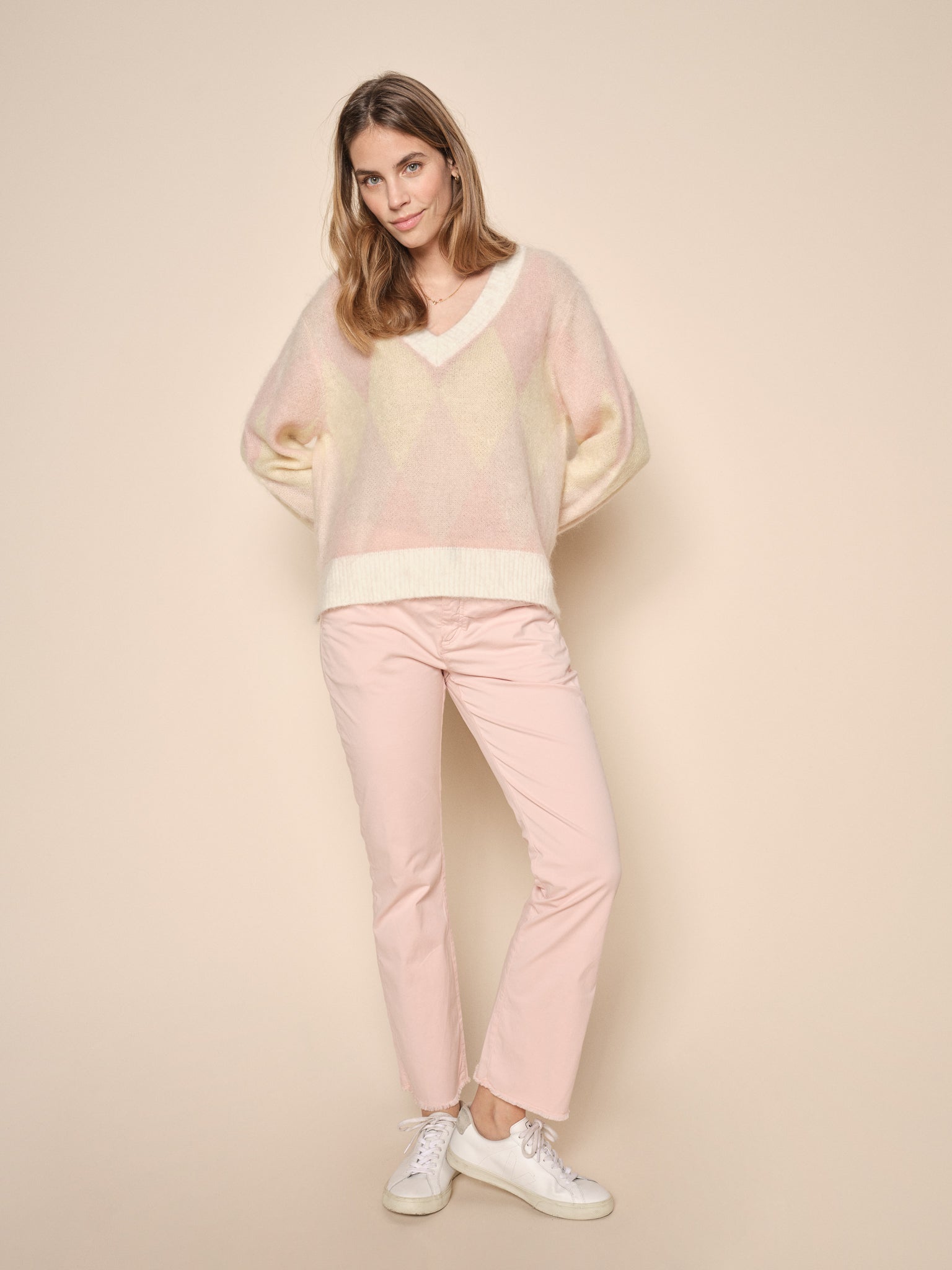 Modelshot / Silver Pink / Detail